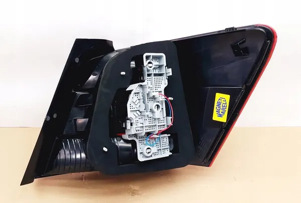 ULO/MAGNETI MARELLI Linker Achterlicht MERCEDES GLC 3344-1-E1-2450 image 3