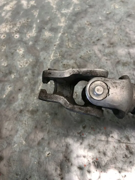 Ohjauspylvään akseli OEM 8R1419753G Audi Q5:lle image 3