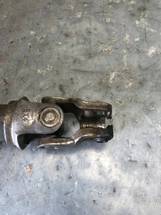 Ohjauspylvään akseli OEM 8R1419753G Audi Q5:lle image 4