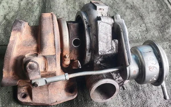 Volvo S80 I 2.4 20V Turbocompresor 8601689 image 2