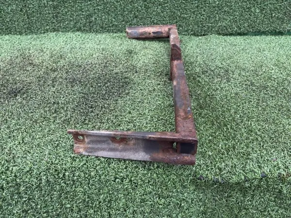 Support de boîte Iveco Daily 4ème gén OEM 504022340 image 5