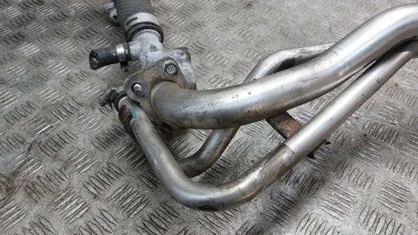 Pompe à eau & tuyaux OEM pour Volvo XC90 I 4.4 V8 image 4