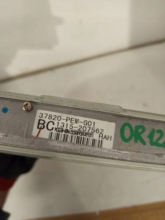 Honda HR-V Dator OEM 37820-PEM-G01 Begagnad image 4