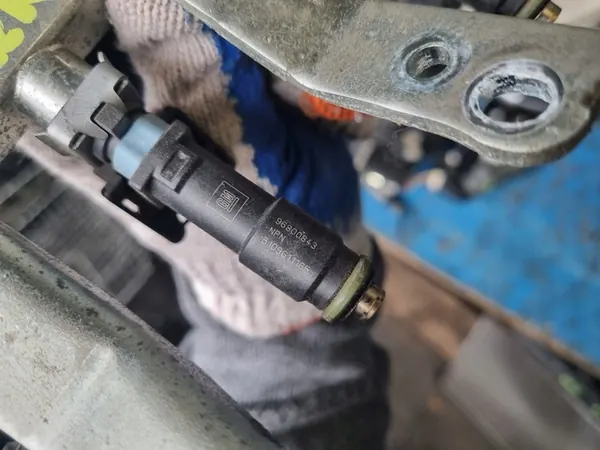 INJECTORRAIL CHEVROLET SPARK III 09-15 1.2 96800843 image 3