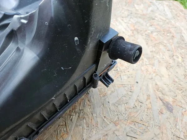 OPEL INSIGNIA A 2.8 Ilmansuodattimen Kotelo OEM 55560887 image 8