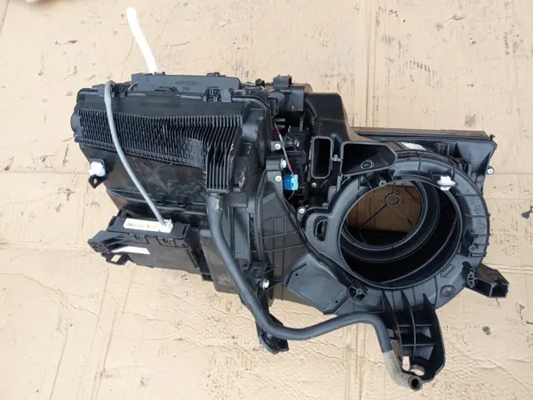 Toyota OE Lämmitys OEM 87010-02v70 Auris II 13-18 image 6