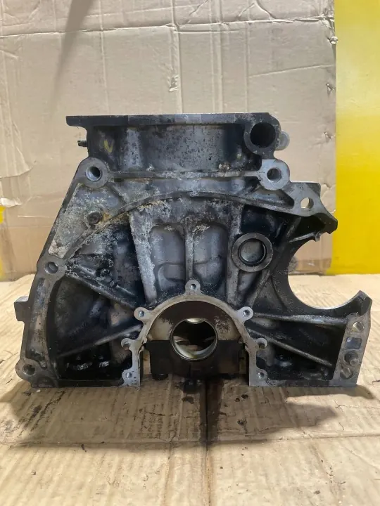 Bloque motor Toyota Aygo OEM AWJ1681 - Usado image 4