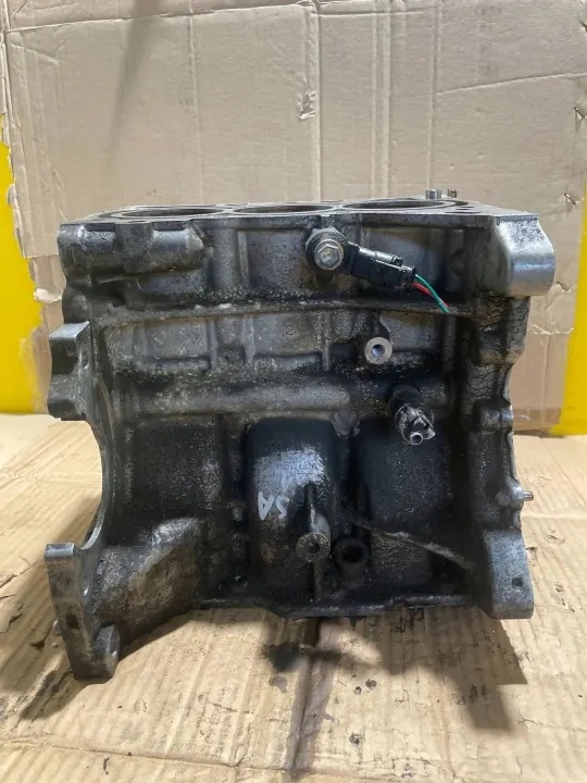 Bloque motor Toyota Aygo OEM AWJ1681 - Usado image 5