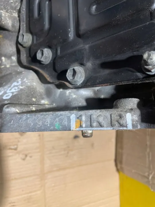 Bloque motor Toyota Aygo OEM AWJ1681 - Usado image 7