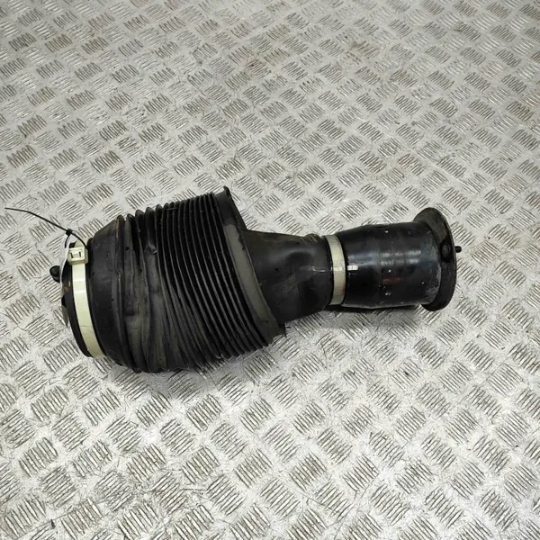 Hinterer rechter Stoßdämpfer OEM 48080-60010 image 3