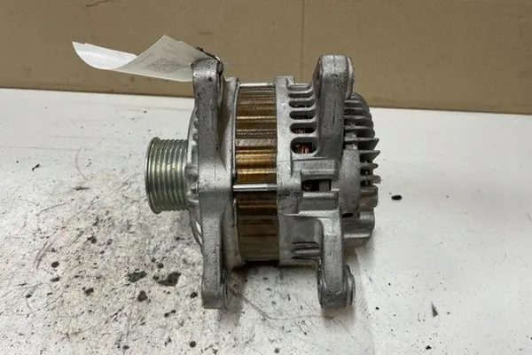 Vaihtovirtageneraattori NISSAN JUKE 1.6L 2011 OEM 231001KA1M image 5