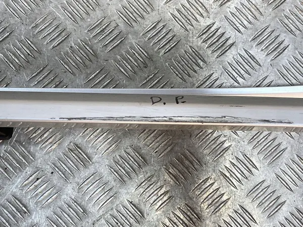 Barres de toit OEM FBZ25829 pour Subaru Forester 2014 image 9