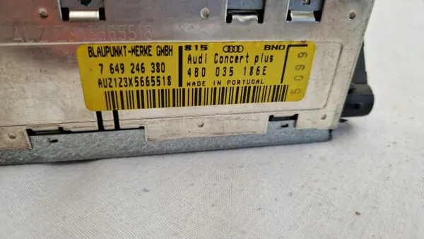 Radio cassette Audi Concert OEM 4B0035186E image 4