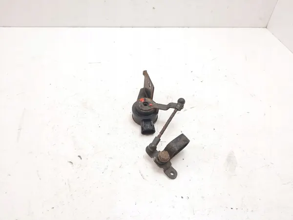 Sensor de nível dianteiro esquerdo CADILLAC ESCALADE 23152101 image 4