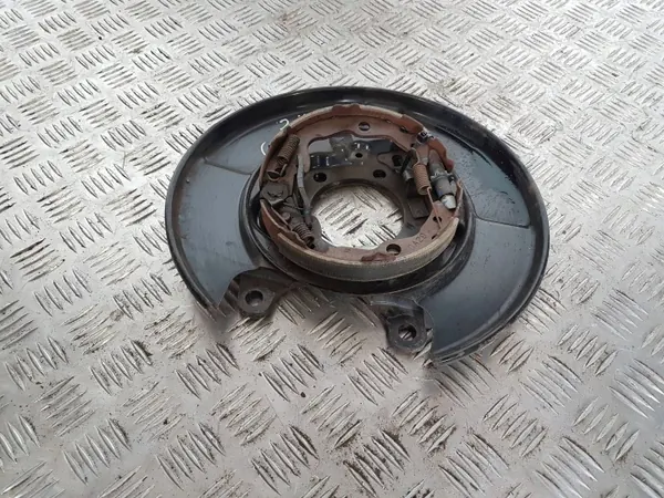 Zapatas de freno de mano Nissan OEM NBKD9043GC - Usado image 4