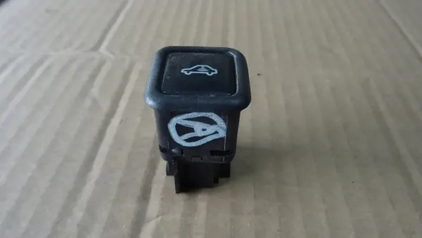 LEON I Alarmtaster 4B0962109A image 2