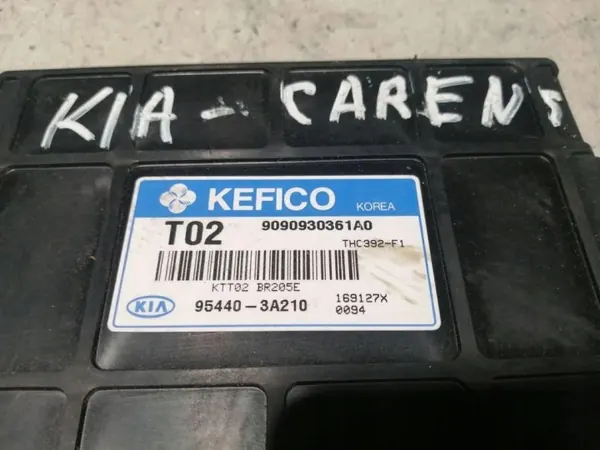 Kia Carens III 2.0 CRDI Växellådsstyrenhet OEM 95440-3A210 image 3