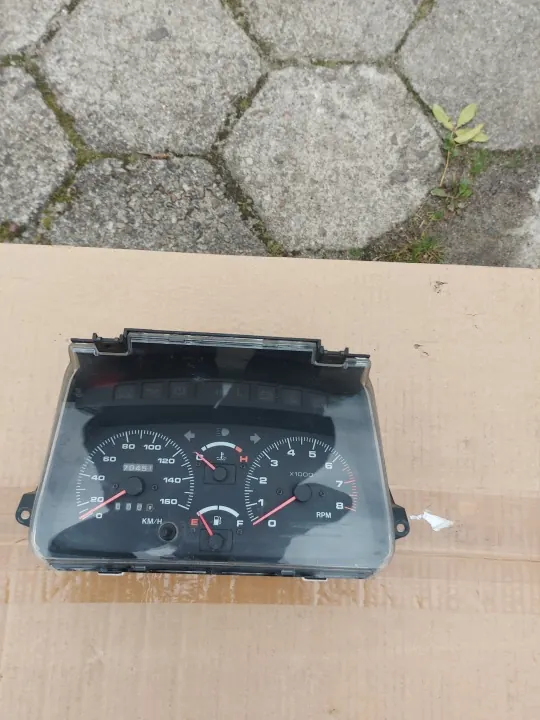 Tachometer Suzuki Vitara 1991 - 34100-64AO image 2