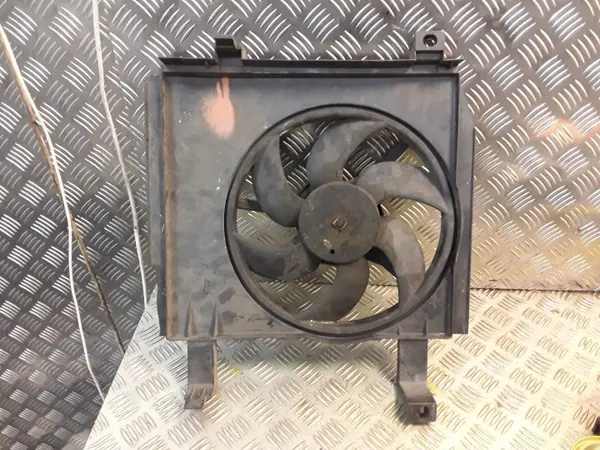 Smart ForTwo I A/C Kühlerlüfter OEM 0003436V007 image 3