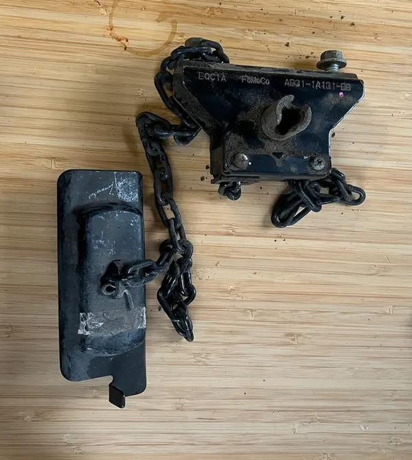 Couvercle de roue de secours FORD RANGER IV AB31-1A131-BB image 2