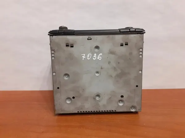 Cambiador CD OEM A2108200986 para Mercedes-Benz E W210 image 7