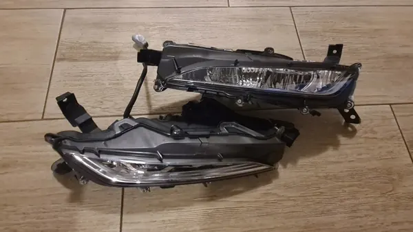 Lexus RX IV Rechter Front DRL Halogen OEM KOITO 48-217 image 5