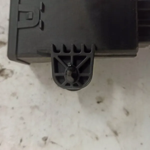 Módulo de portón Ford Mondeo MK5 OEM K2GT-14B673-AM image 10