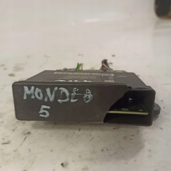 Módulo de portón Ford Mondeo MK5 OEM K2GT-14B673-AM image 4