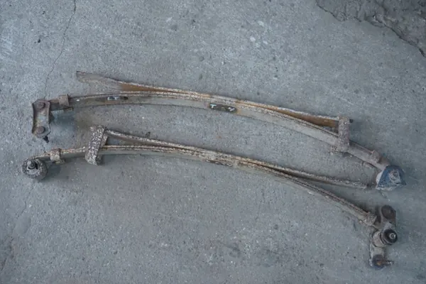 Ressorts à lames arrière Suzuki Samurai OEM 00000019 image 2
