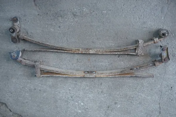 Ressorts à lames arrière Suzuki Samurai OEM 00000019 image 3