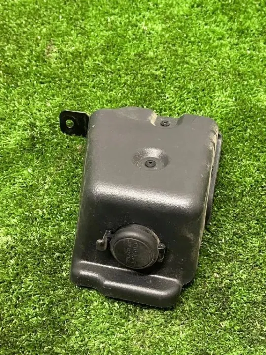 12V-aansluiting OEM 749J03LD1A voor Nissan NV200 Bestelwagen/Estate image 2