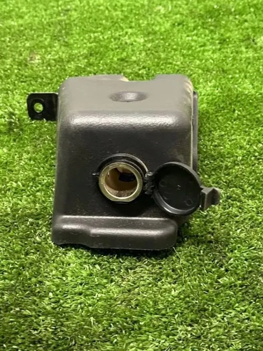 12V-aansluiting OEM 749J03LD1A voor Nissan NV200 Bestelwagen/Estate image 4