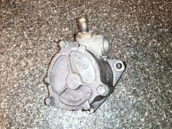 Bomba de vácuo Alfa Romeo OEM 46771105 para 156 1.9 JTD image 3