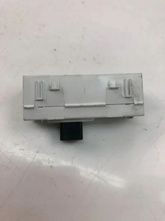 Gebrauchter Renault OE Bordcomputer OEM 20615599 image 3