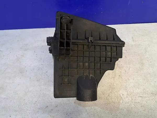 Volvo V50 2004 Ilmansuodattimen kotelo image 5