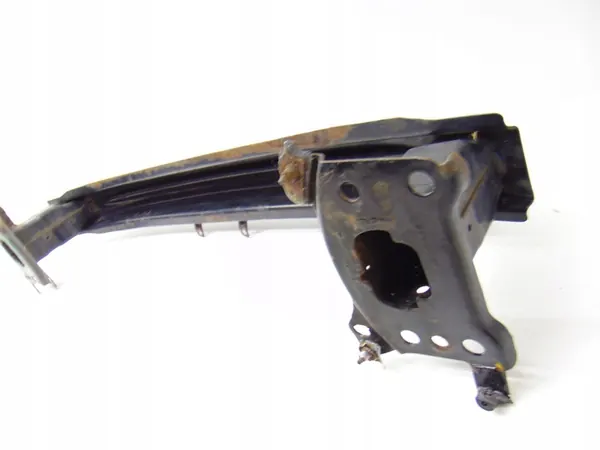 Etupuskuri Vahvistus VVW Passat CC image 2