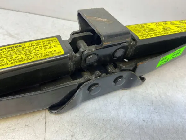Cric Mercedes W164 OEM A1645800118 - Occasion image 4