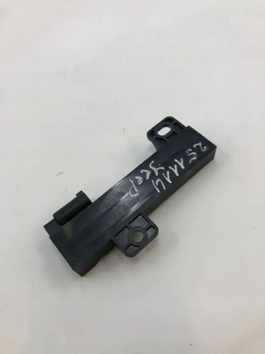 Antennivahvistin OEM 58051315AB Jeep Compass image 3