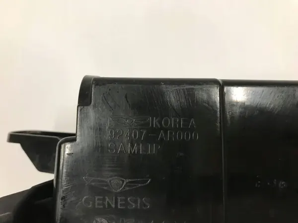 Feu Arrière Anti-Brouillard Genesis GV70 OEM 92407AR000 image 5
