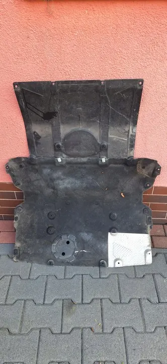 BMW X3 G01 X4 G02 Motorabdeckung OEM 7417386 image 2
