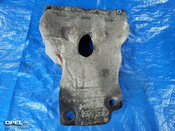 Escudo térmico Opel OEM 55565974 para Astra H Zafira B image 2