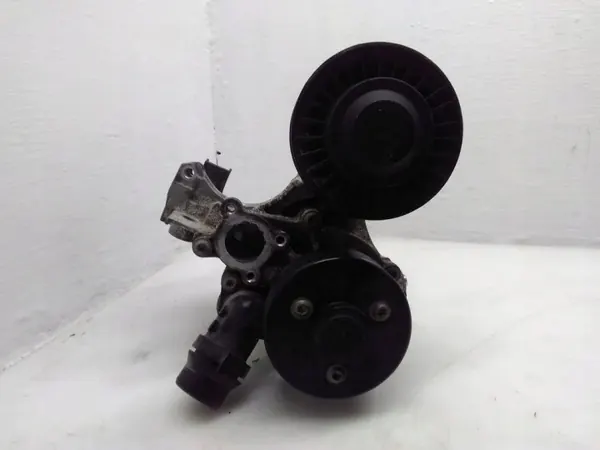 Pompe à eau OEM 8650987 pour BMW Série 3 G20 G21 image 4