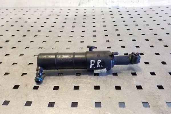 Limpiaparabris derecho MERCEDES-BENZ E (W212) A2128600047 image 2