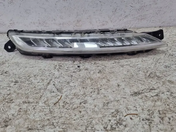 Luz diurna direita OEM 9676036480 para Citroen C4 Grand Picasso image 2