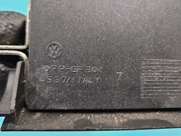 Baklås 5P0827505F Seat Altea 4Pin image 4