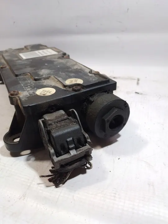 Sähkökäyttöinen Jarru Renault Scenic II 8200702092 image 5