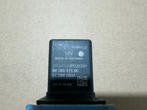 FORD Gloeiplugrelaisconnector image 7