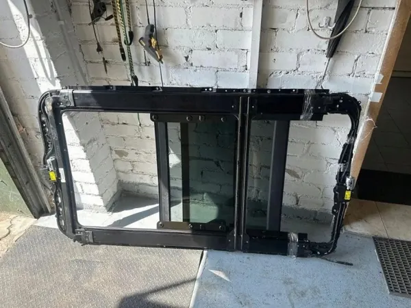 BMW X5 F15 schuifdak OEM 749009801 compleet image 4