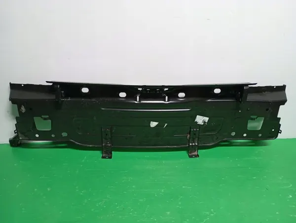 Takaistuimen vahvike OEM 5H6813305 VW Golf VIII:lle image 2
