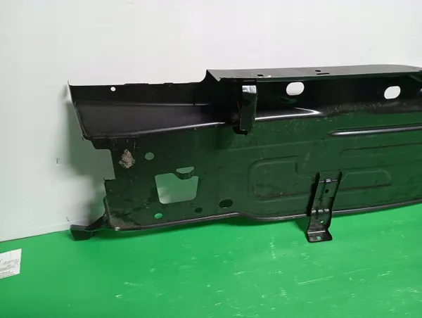 Takaistuimen vahvike OEM 5H6813305 VW Golf VIII:lle image 3